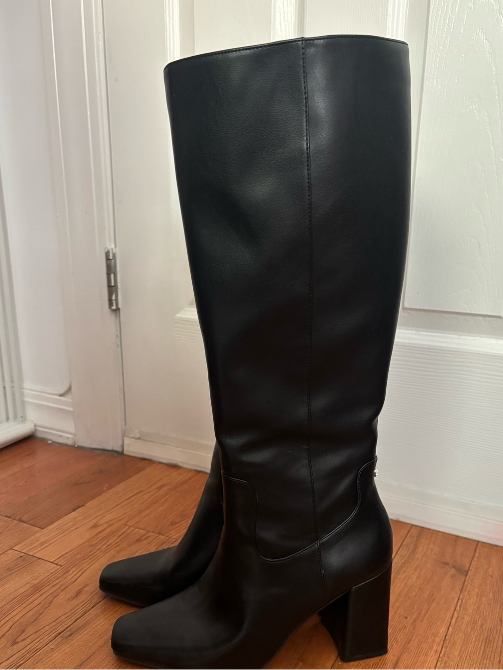 Black Knee-High Block Heel Boots
